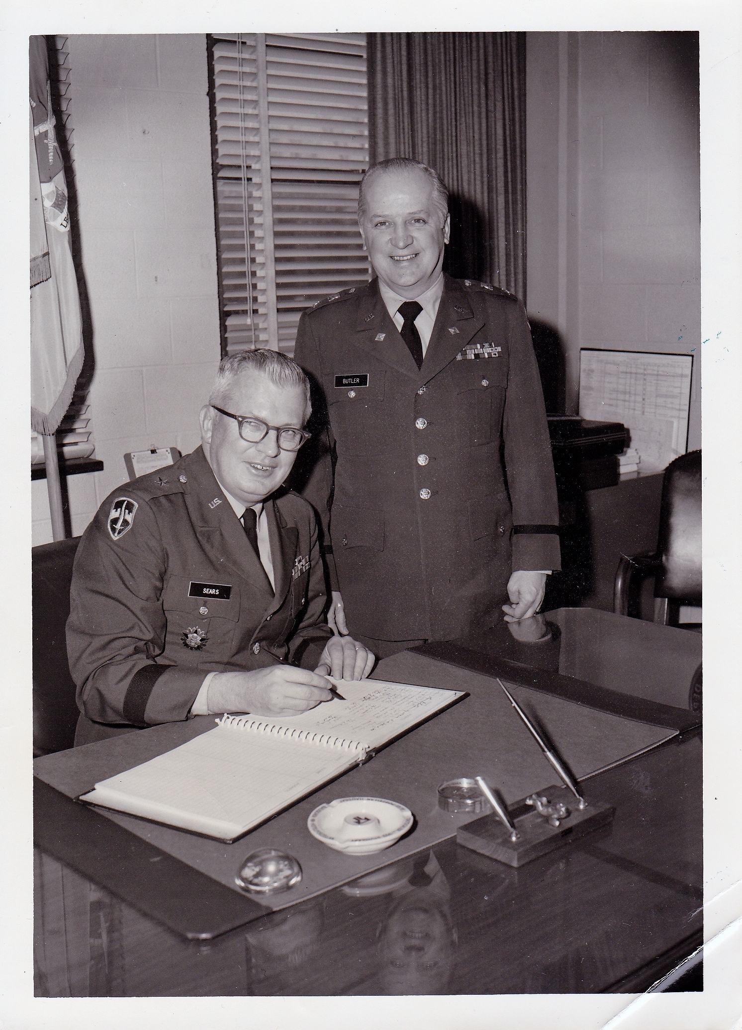 Brig Gen Leslie R Sears Jr &amp; Col. Jerry Butler at Ft. Benjamin Harrison, IND